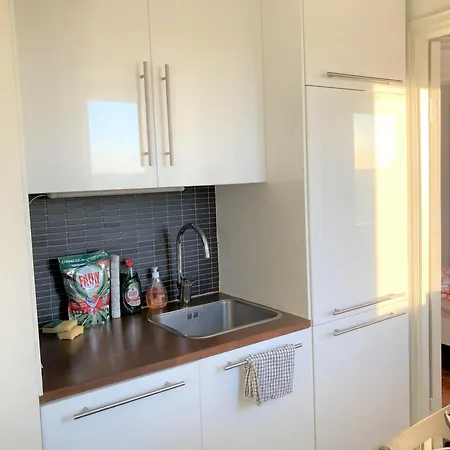 Cozy With Stunning Natural Views Apartamento Helsinki